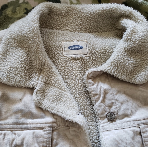 Old Navy Vintage Corduroy Sherpa Jacket - Picture 14 of 16